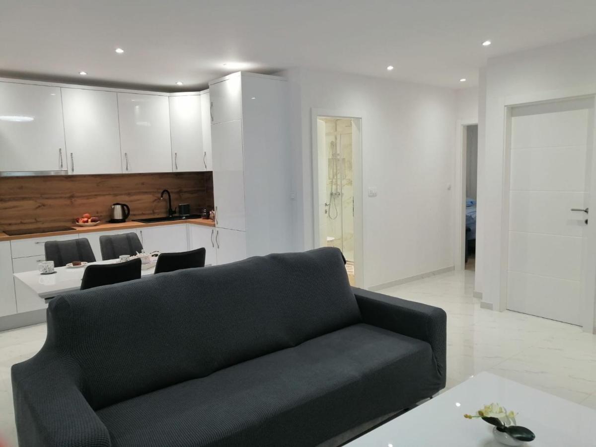 Apartmani Marivo Baška Voda Εξωτερικό φωτογραφία